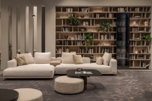 Turati T4 al Salone del Mobile 2025: eleganza e modularità in primo piano